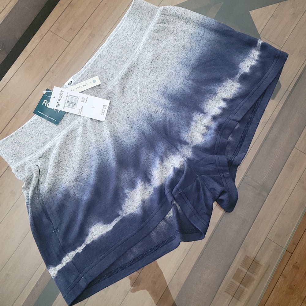 ROXY brand🖤 Small, stretchy, comy, ocean 🌊 vibes